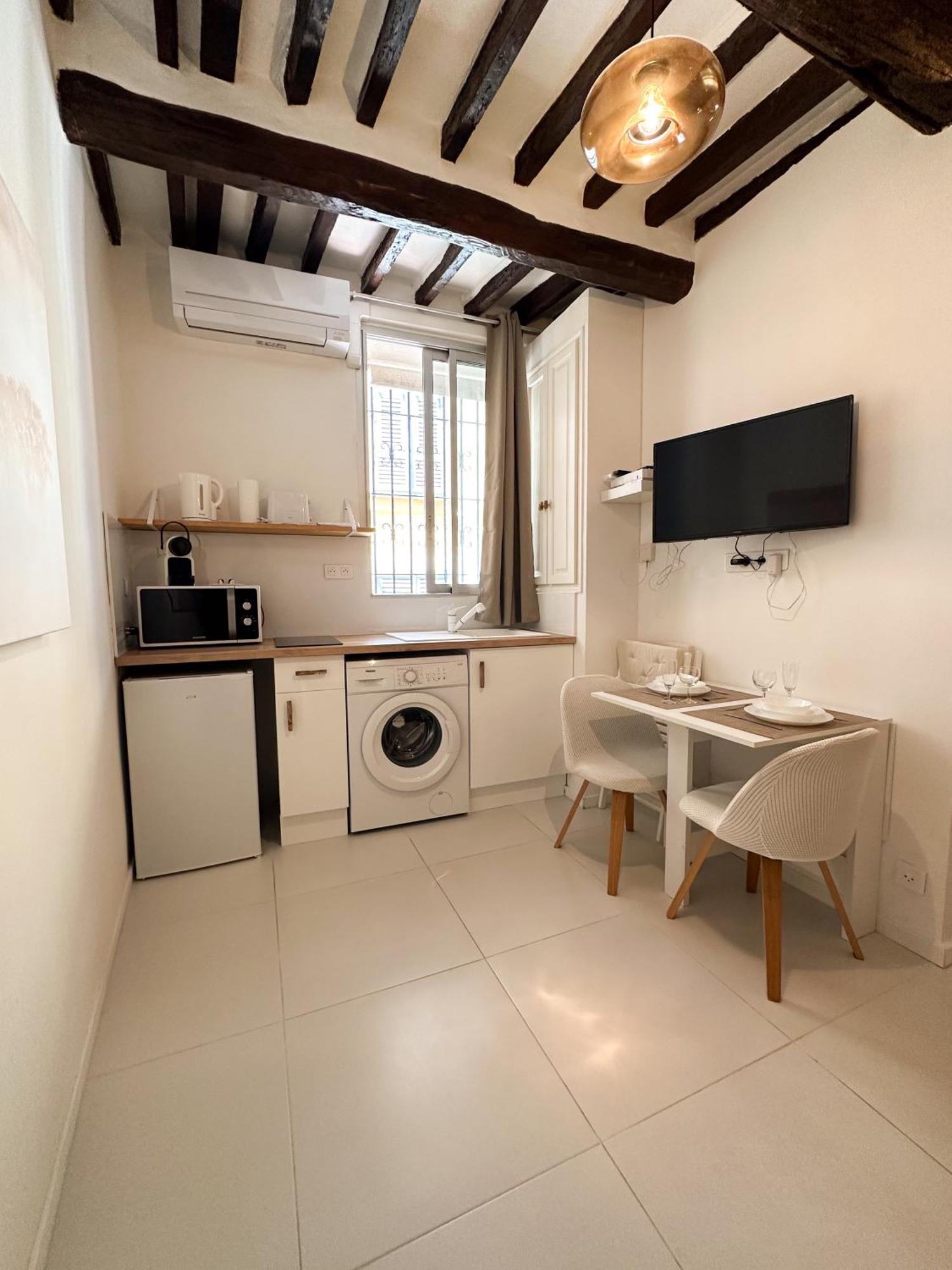 Le Balneo Jacuzzi Vieil Antibes Safranierアパートメント エクステリア 写真